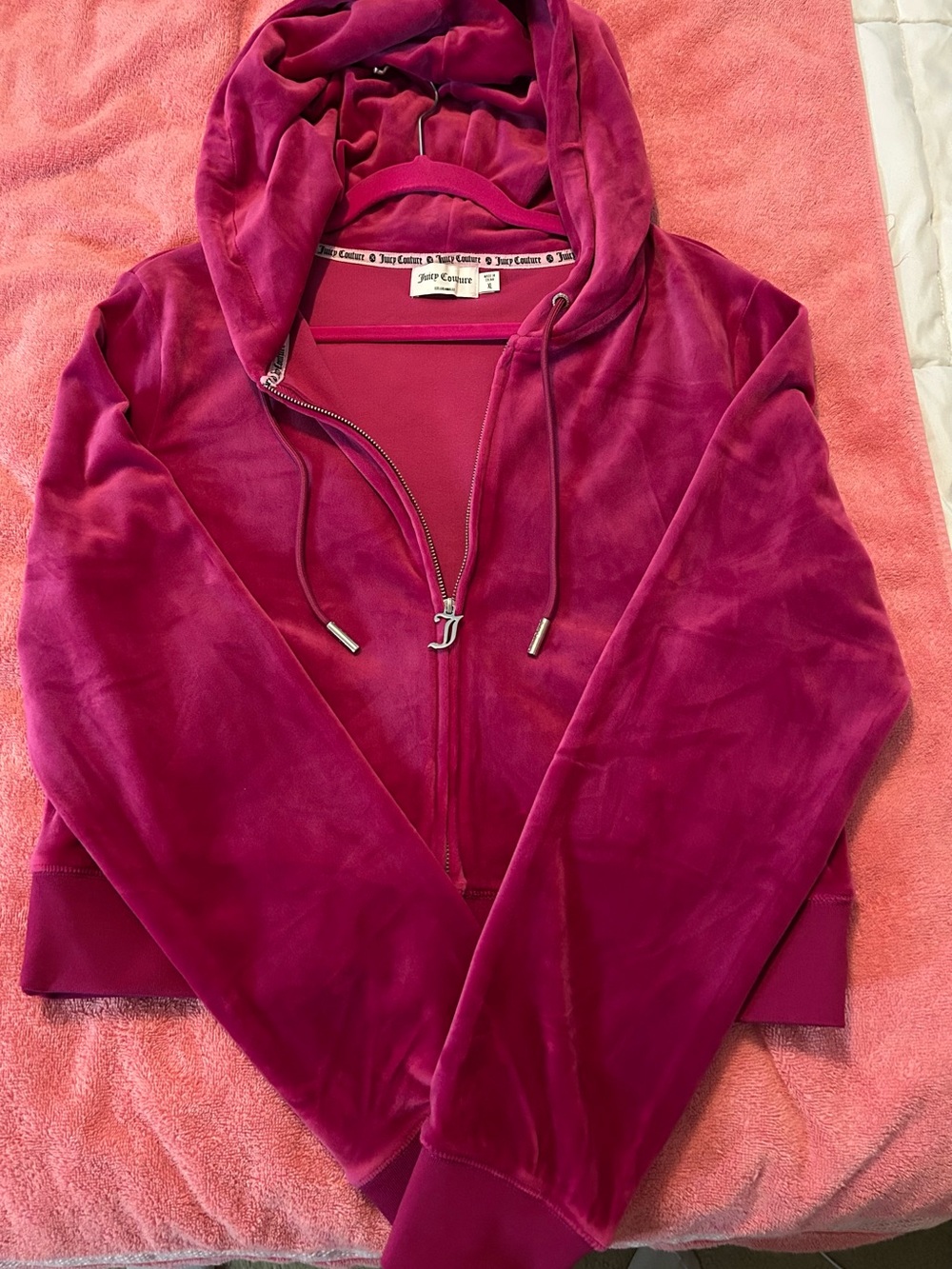 Juicy Couture Magenta Velour Track Pants & Hoodie Set - Picture 7 of 12